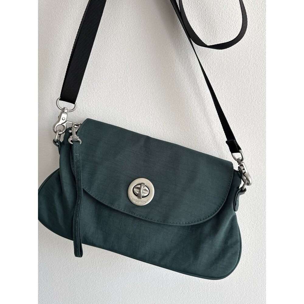 ✿ Baggallini Green Nylon Crossbody Travel Bag Turn Lock Lightweight Classic